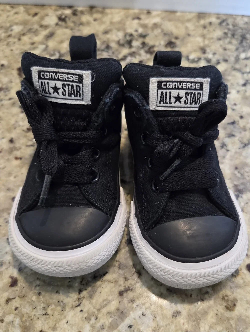 Converse Chuck Taylor All Star Axel Mid Black Infant Shoes 742849F Size 4 Infant